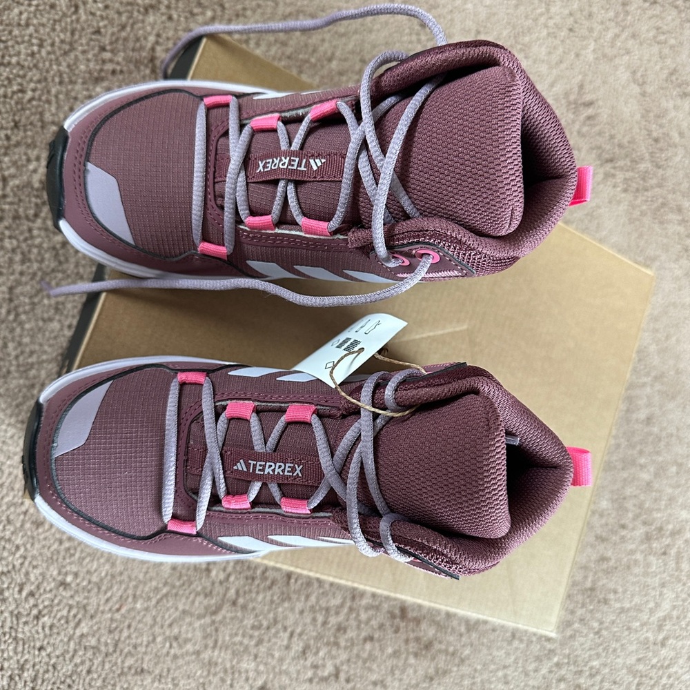 New/ adidas
